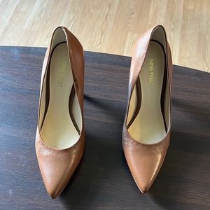 Nine West pump
